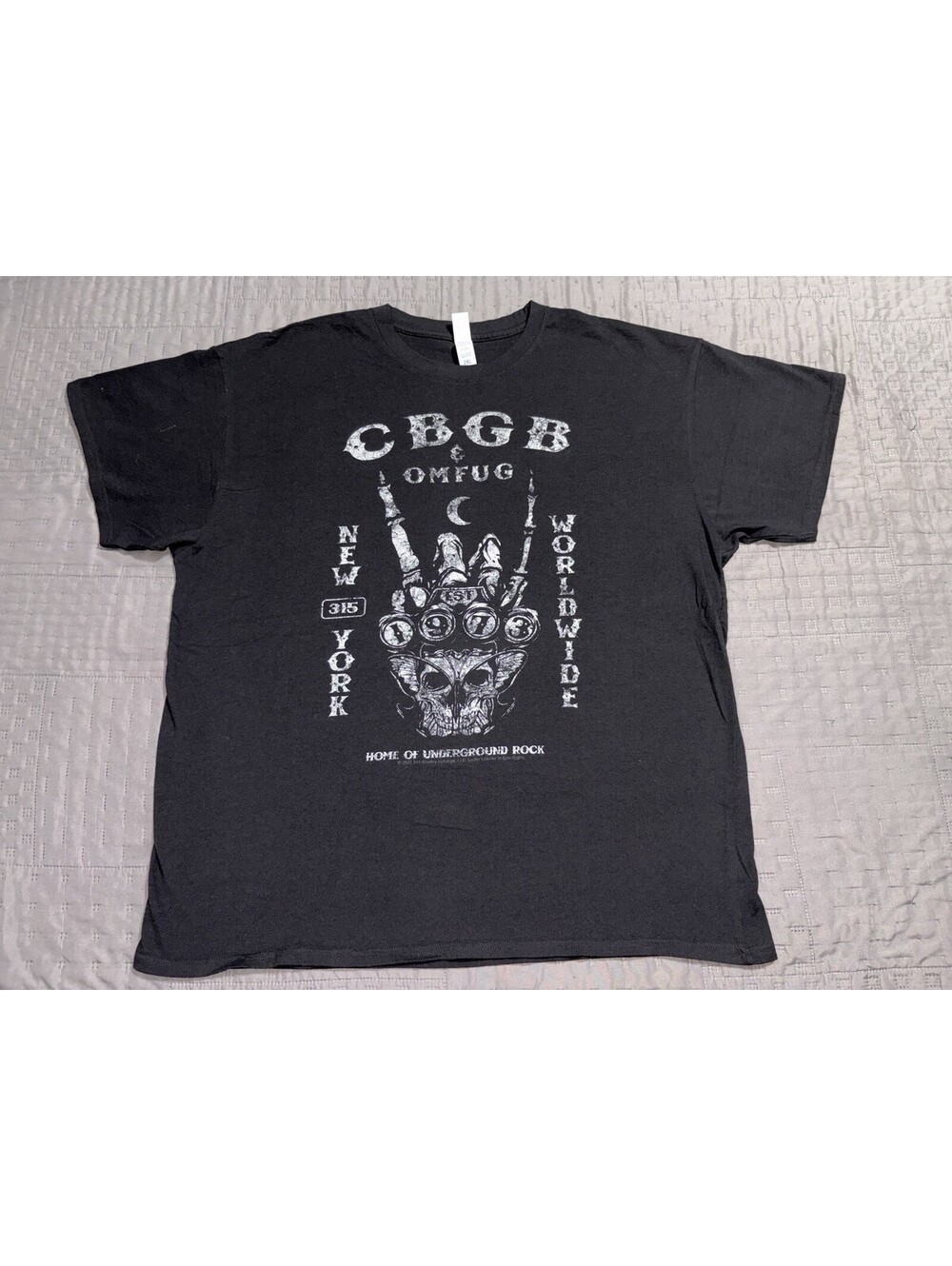 CBGB OMFUG T Shirt Mens 2XL Black Skull 315 Bowery NYC Punk Rock 2020 Graphic￼